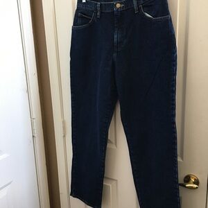 Ladies wrangler jeans 12 x 32